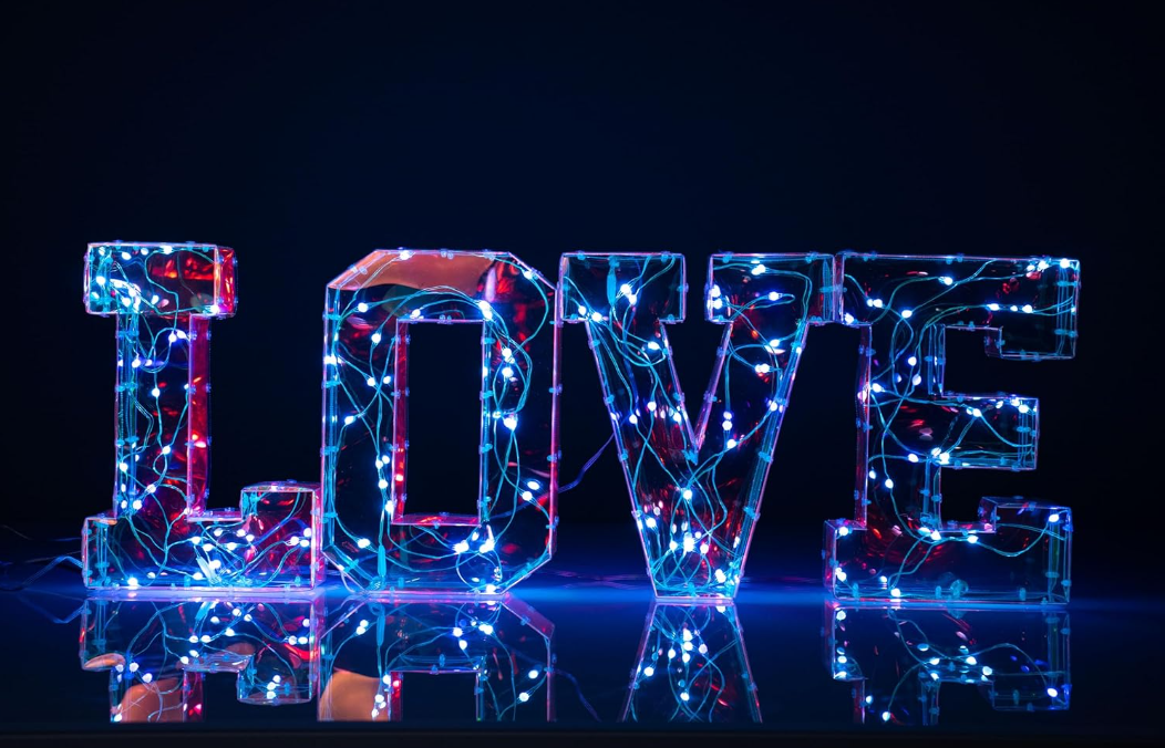 Lampada a LED USB Multicolore - Lettera "D"