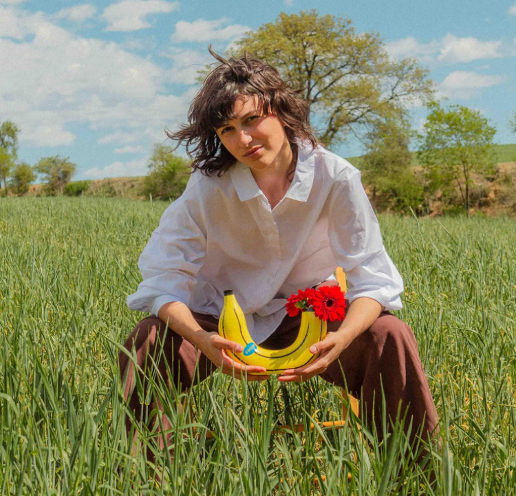 Vaso in Ceramica a forma di Banana Gialla