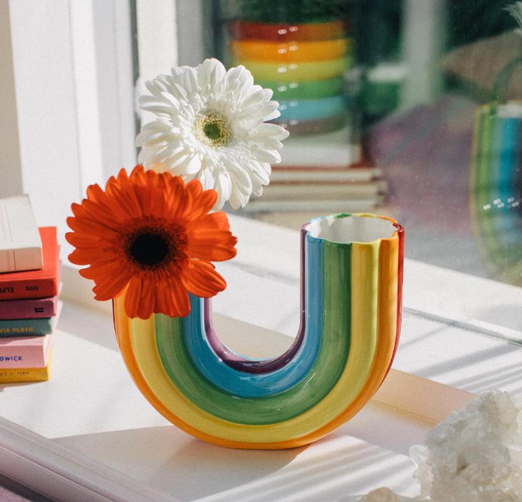 Vaso in ceramica a forma di Arcobaleno