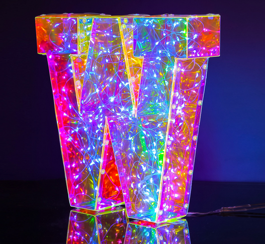 Lampada a LED USB Multicolore - Lettera "W"