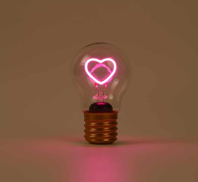 Lucetta a forma di lampadina Heart