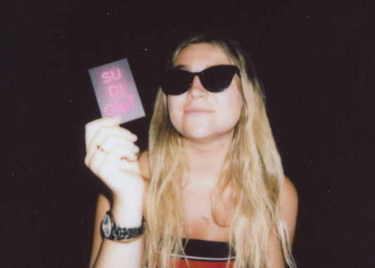 Hellofun! - Su di giri! Il gioco di carte alcolico!