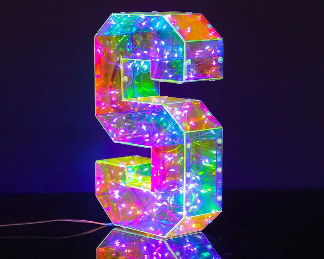 Lampada a LED USB Multicolore - Lettera "S"