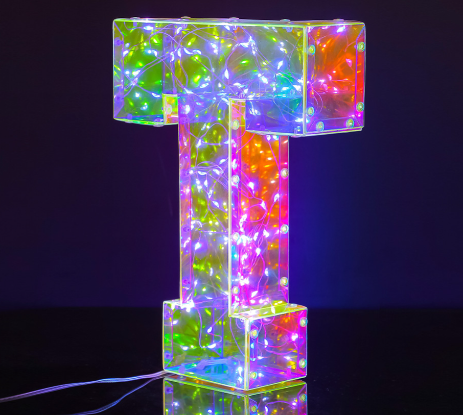 Lampada a LED USB Multicolore - Lettera "T"