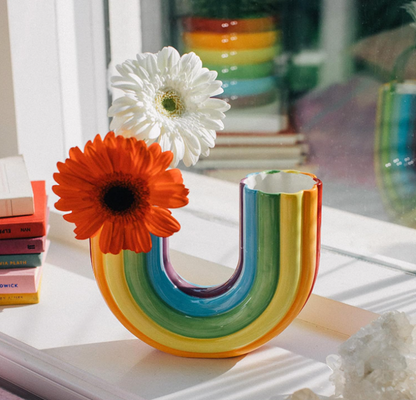 Vaso in ceramica a forma di Arcobaleno
