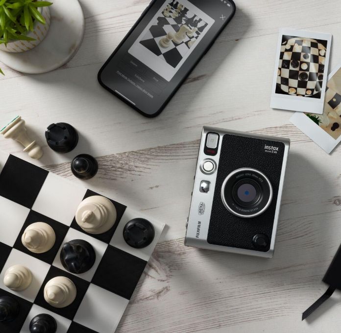 Fotocamera Istantanea Fujifilm Instax Mini EVO Black
