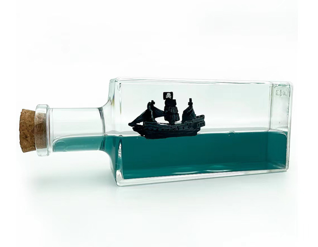 Nave Pirata in bottiglia