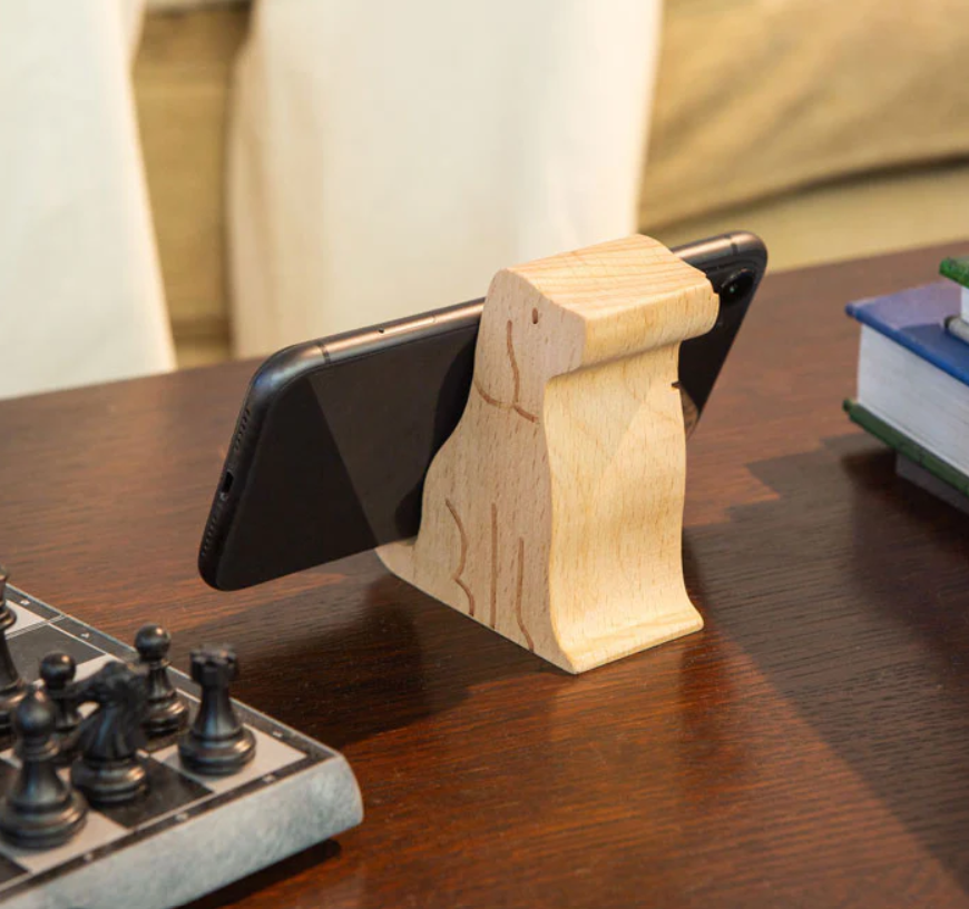 Supporto per cellulare in legno Cane